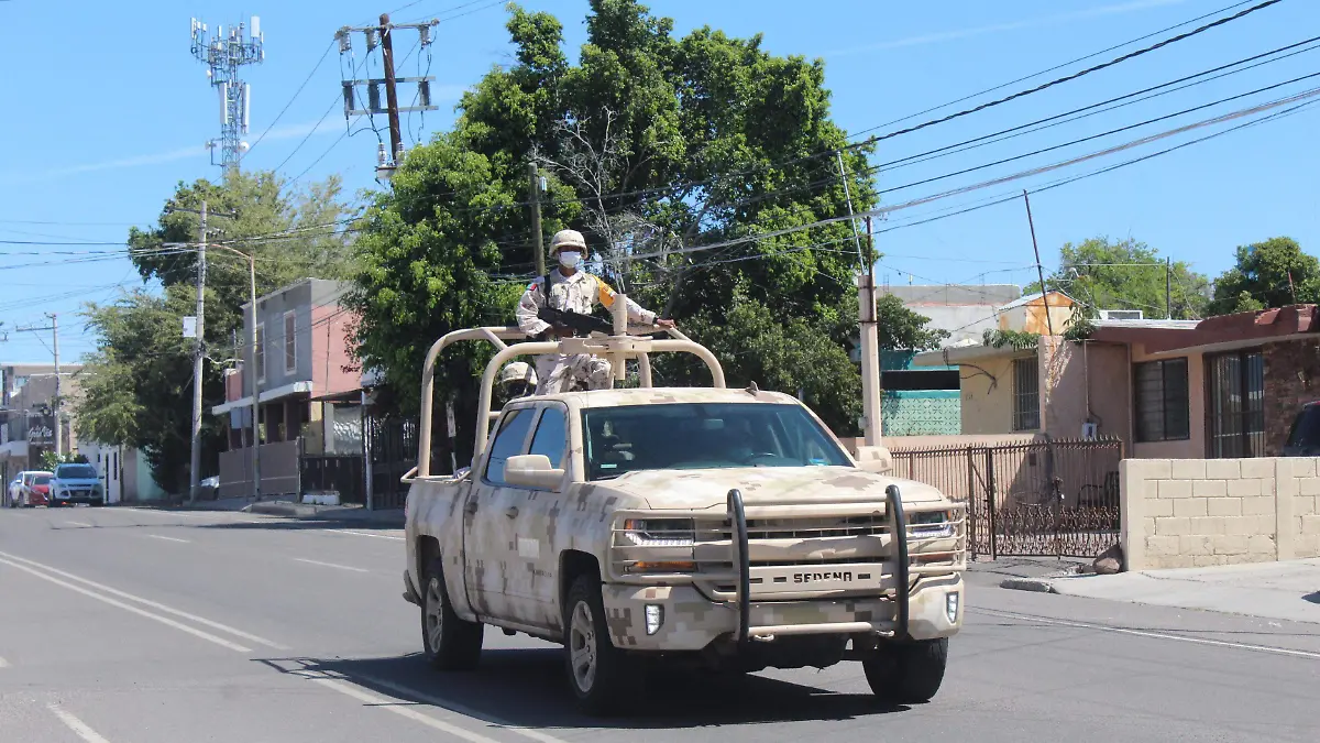 Foto nota militares - Mike Acosta (1)